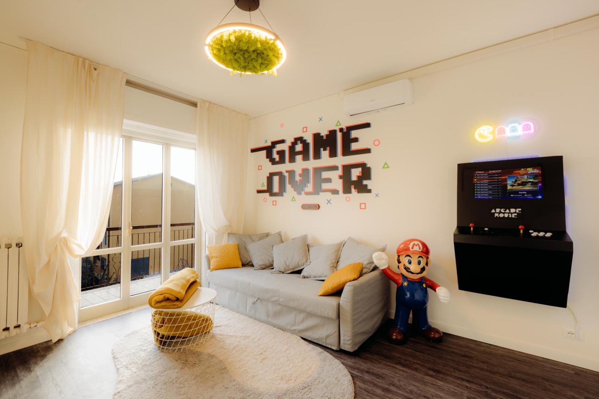 Arcade House Verona Fiera Netflix + Videogame Exterior photo